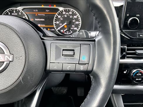 Used 2024 Nissan Pathfinder SL w/ SL Premium Package image 22