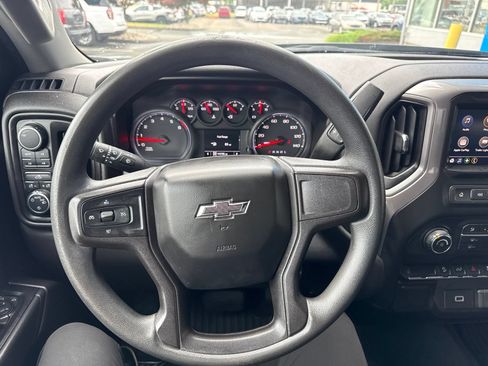 Used 2020 Chevrolet Silverado 1500 Custom Trail Boss w/ Custom Convenience Package AWD/4WD image 19