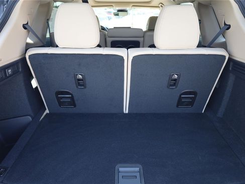 New 2026 Acura MDX SH-AWD image 9