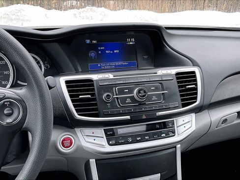 Used 2015 Honda Accord EX image 7