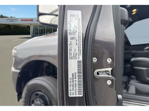 Used 2025 RAM 2500 Tradesman image 21