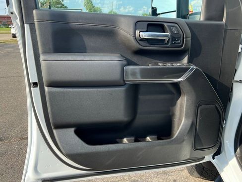 Certified 2022 GMC Sierra 2500 AT4 w/ Snow Plow Prep/Camper Package image 17