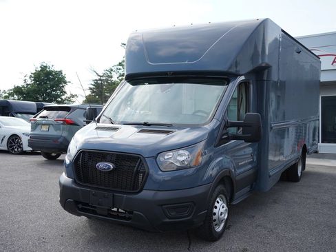 Used 2021 Ford Transit 350 DRW RWD image 5