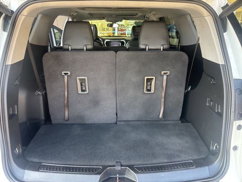 Used 2017 GMC Acadia SLT image 52