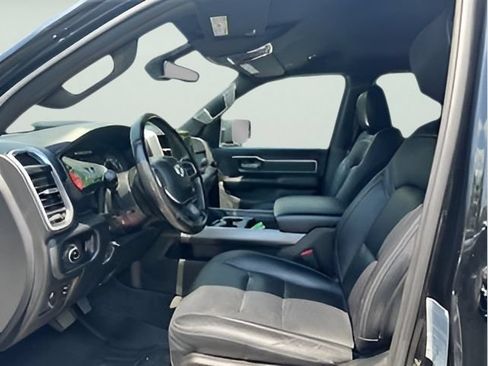 Used 2022 RAM 1500 Big Horn w/ Night Edition AWD/4WD image 12
