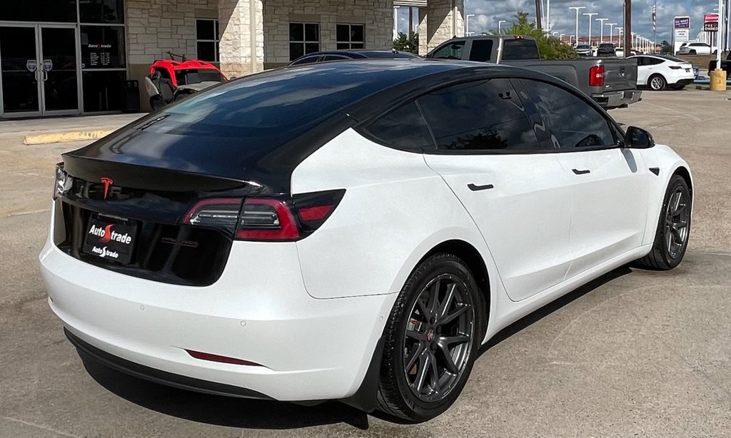 Used 2020 Tesla Model 3 Performance AWD/4WD image 4
