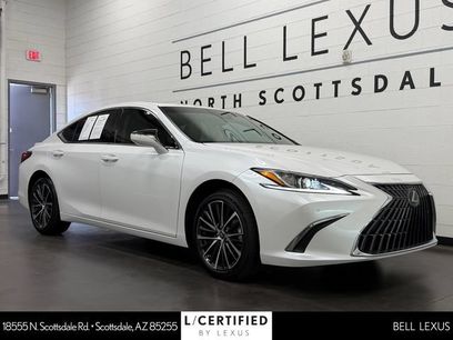 Used 2025 Lexus ES 300h w/ Premium Package