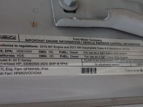 Used 2017 Ford F550 4x4 Regular Cab Super Duty image 16