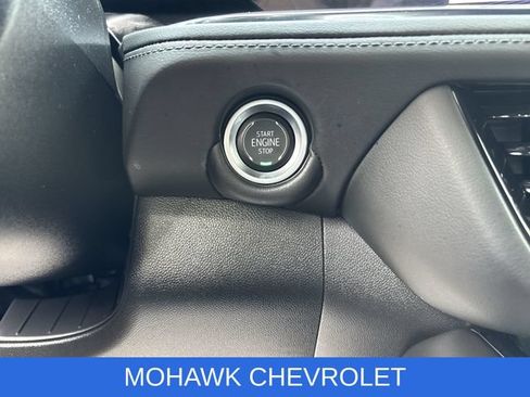 Used 2025 Chevrolet Tahoe LS AWD/4WD image 17