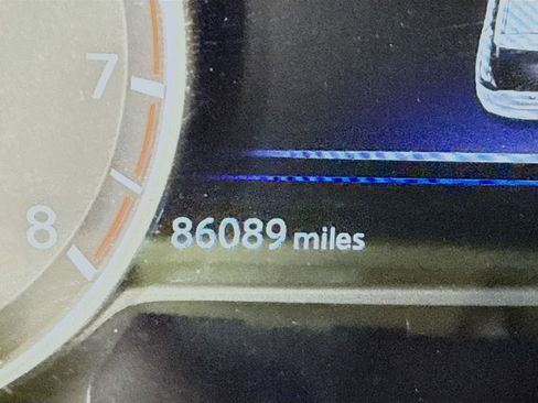 Used 2020 Nissan Murano Platinum w/ Cargo Package image 4