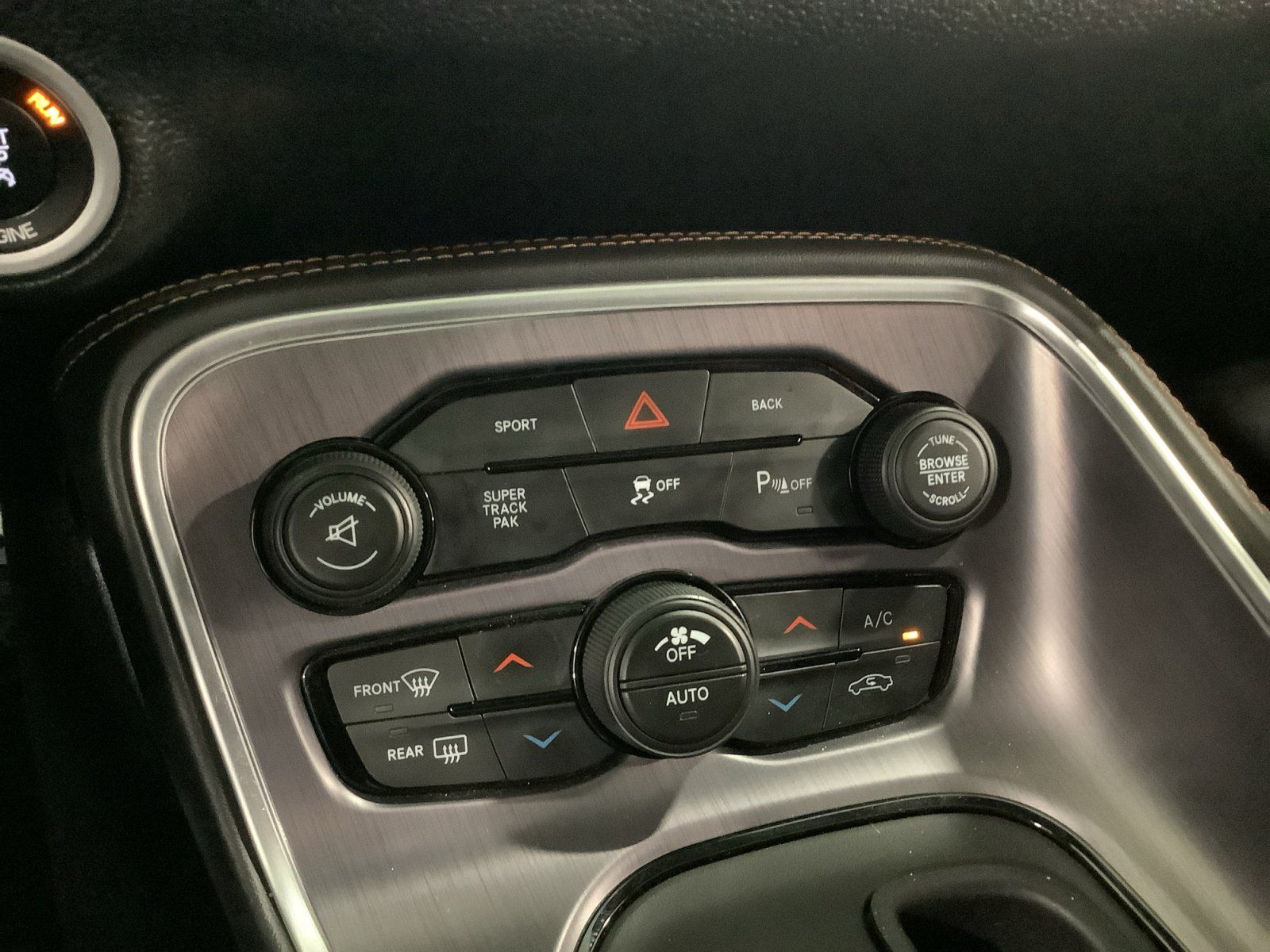 Used 2016 Dodge Challenger R/T Plus RWD image 20