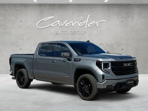 Used 2024 GMC Sierra 1500 Elevation RWD image 2