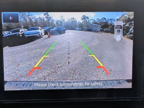 Used 2022 Ford Explorer XLT w/ Equipment Group 202A image 22