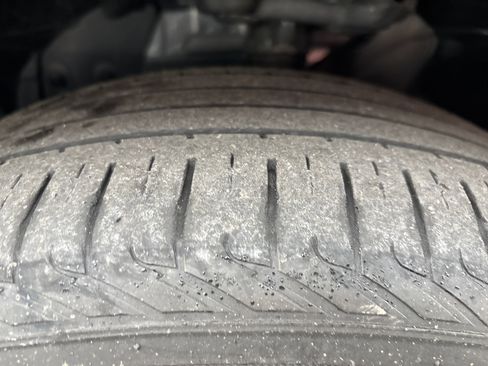 Used 2024 Nissan Rogue SV image 12