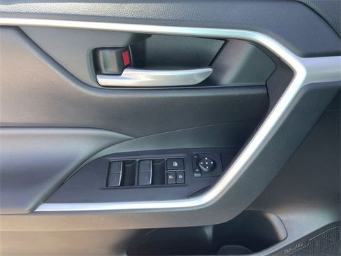 Used 2023 Toyota RAV4 XLE image 22