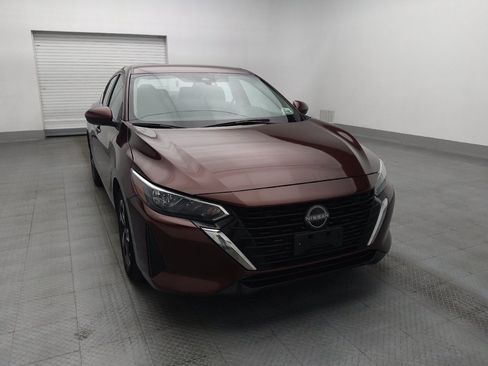 Used 2024 Nissan Sentra SV FWD image 14