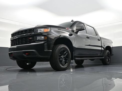 Used 2021 Chevrolet Silverado 1500 Custom Trail Boss w/ Midnight Edition image 23
