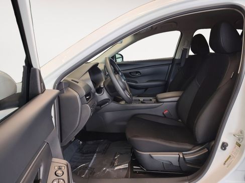 Used 2025 Nissan Sentra S FWD image 23