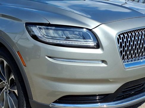Used 2023 Lincoln Nautilus Reserve AWD/4WD image 9