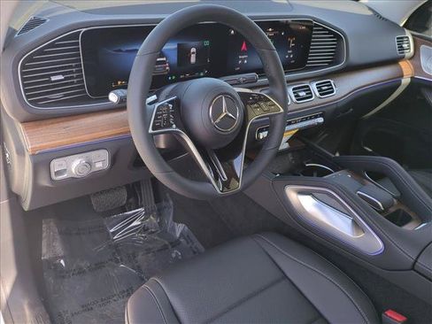 New 2026 Mercedes-Benz GLE 350 4MATIC image 3