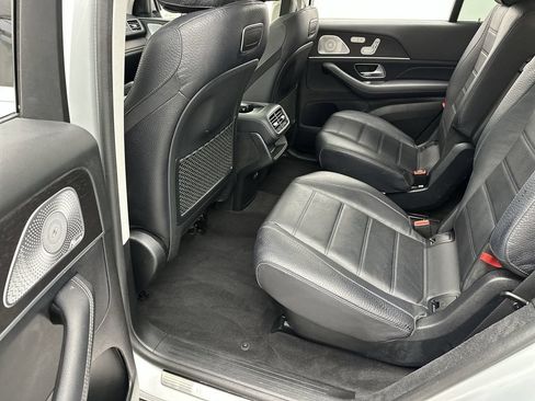 Used 2020 Mercedes-Benz GLS 450 4MATIC image 23