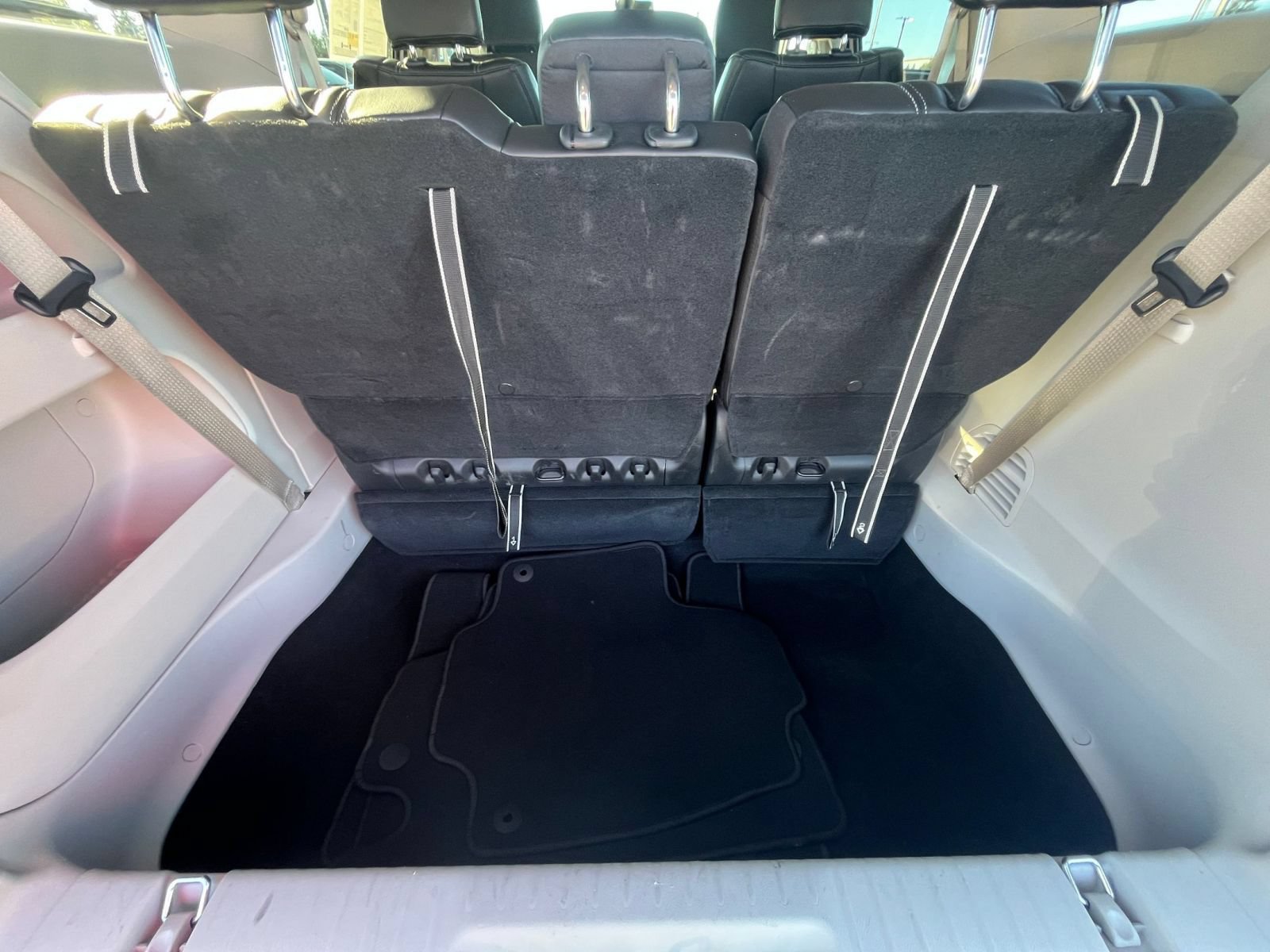 Used 2024 Chrysler Pacifica Touring-L FWD image 33