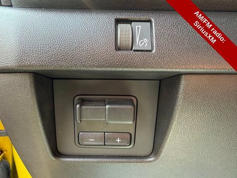 Used 2024 Chevrolet Colorado Trail Boss w/ Technology Package AWD/4WD image 28