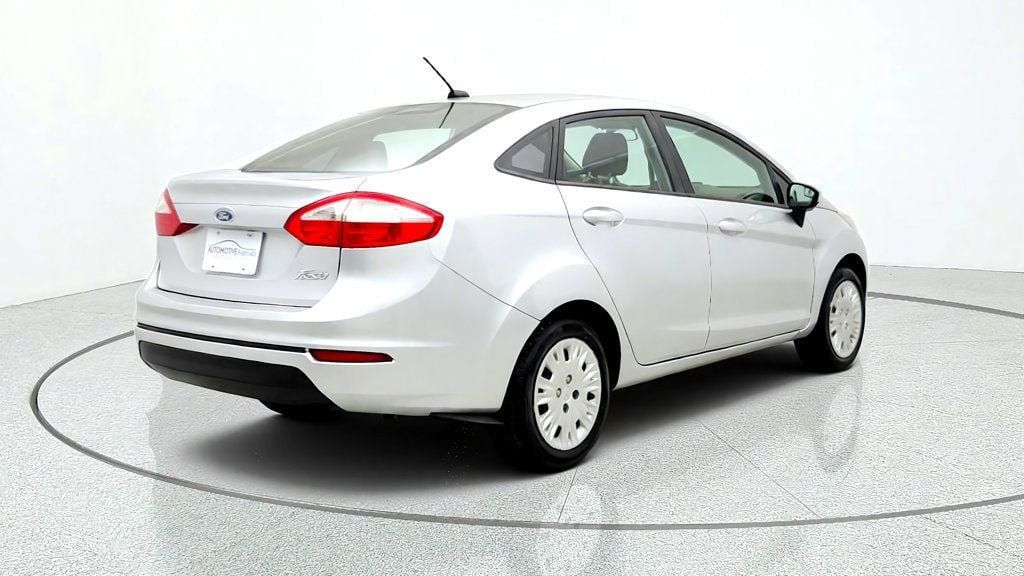 Used 2017 Ford Fiesta S FWD image 5
