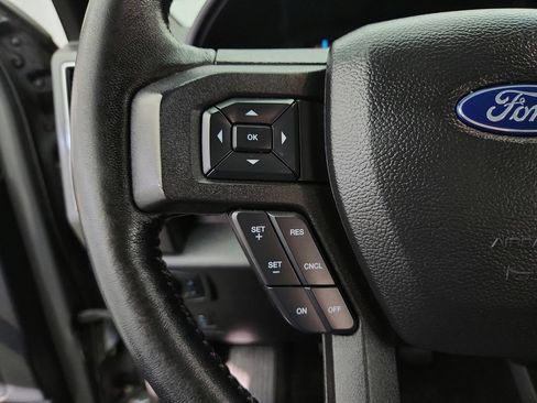 Used 2018 Ford F150 XLT w/ Equipment Group 302A Luxury AWD/4WD image 15