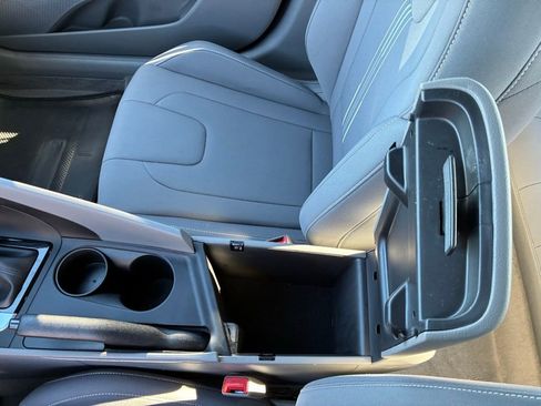 Used 2023 Hyundai Elantra SEL w/ Cargo Package image 32