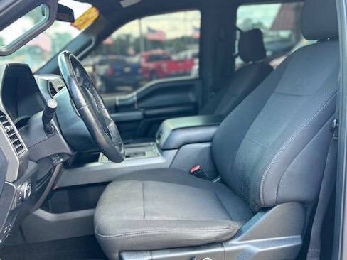 Used 2018 Ford F150 XLT w/ Equipment Group 302A Luxury RWD image 15