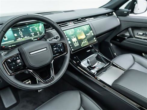New 2026 Land Rover Range Rover Sport Dynamic SE image 16