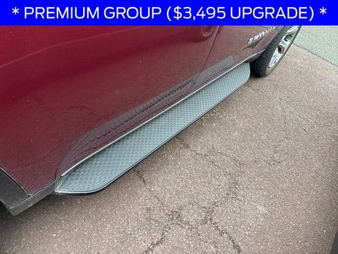 Used 2022 Jeep Wagoneer Series I w/ Convenience Group I AWD/4WD image 5