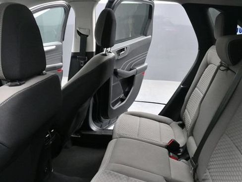 Used 2022 Ford Escape SE w/ SE Sport Appearance Package AWD/4WD image 25