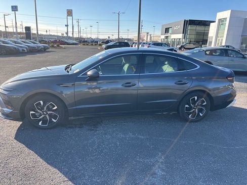 Used 2024 Hyundai Sonata SEL image 2