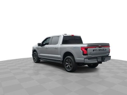 Used 2022 Ford F150 Lightning Lariat w/ Max Trailer Tow Package AWD/4WD image 6