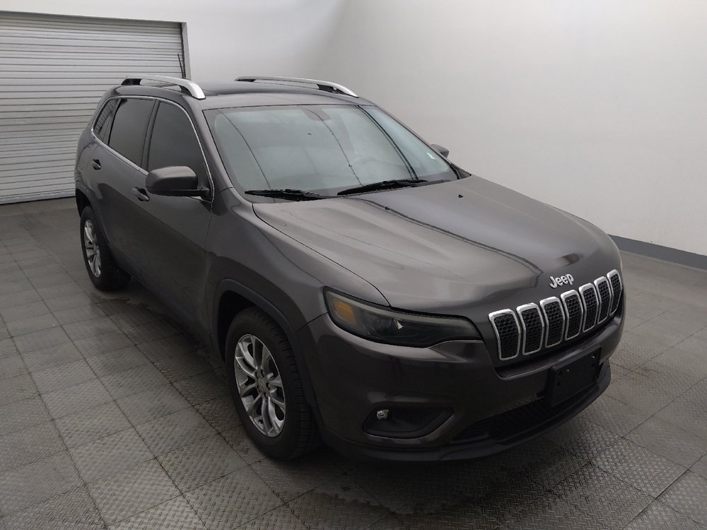 Used 2019 Jeep Cherokee Latitude Plus FWD image 13