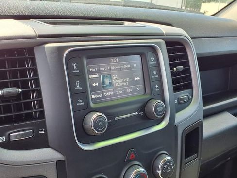 Used 2021 RAM 1500 Express RWD image 8