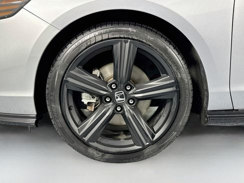 Certified 2023 Honda Accord Sport image 30
