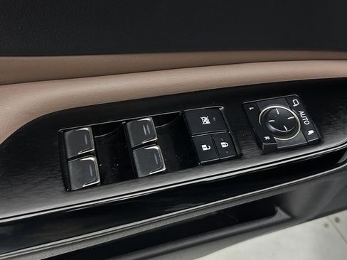 Used 2022 Lexus ES 300h w/ Premium Package image 15