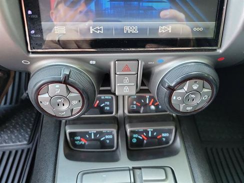 Used 2010 Chevrolet Camaro SS w/ RS Package RWD image 9