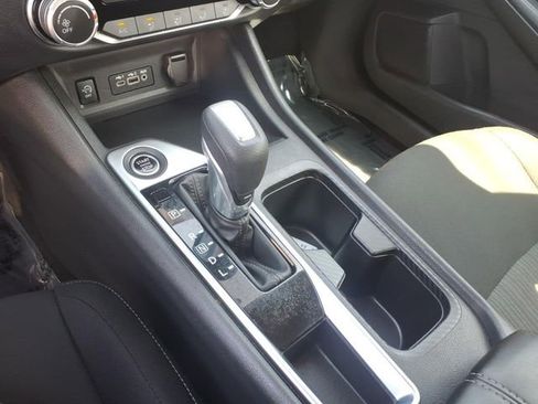 Used 2024 Nissan Sentra SV FWD image 23
