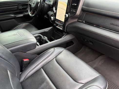 Used 2022 RAM 1500 Limited w/ Body Color Bumper Group image 15