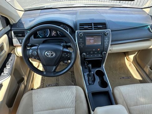 Used 2016 Toyota Camry LE image 22