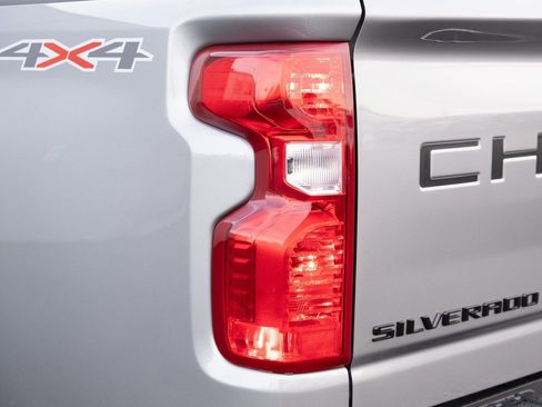 New 2026 Chevrolet Silverado 2500 LT image 24