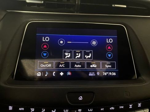 Used 2019 Cadillac XT4 Premium Luxury FWD image 35