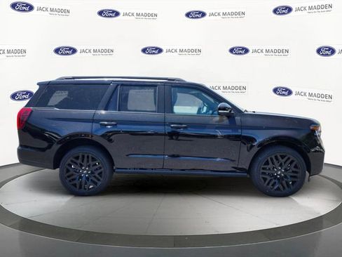 New 2026 Ford Expedition Platinum w/ Stealth Performance Package AWD/4WD image 6