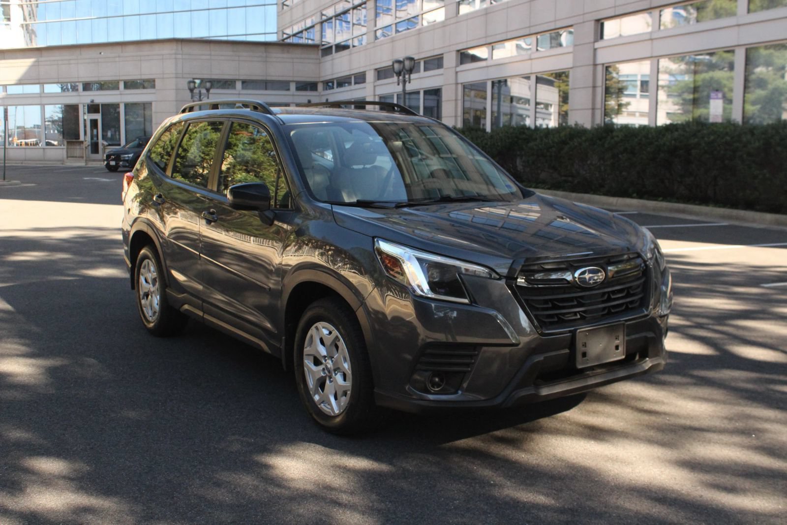 Used 2022 Subaru Forester AWD/4WD image 1