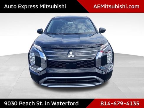 New 2026 Mitsubishi Outlander SEL image 2