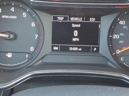 Used 2023 Chevrolet TrailBlazer LT FWD image 24